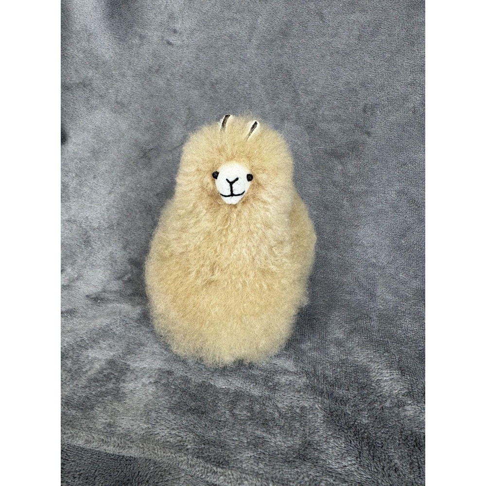 Handmade Alpaca‎ Wool Plush Llama Figurine Soft Fluffy Beige 5.5 Inch Peru Style